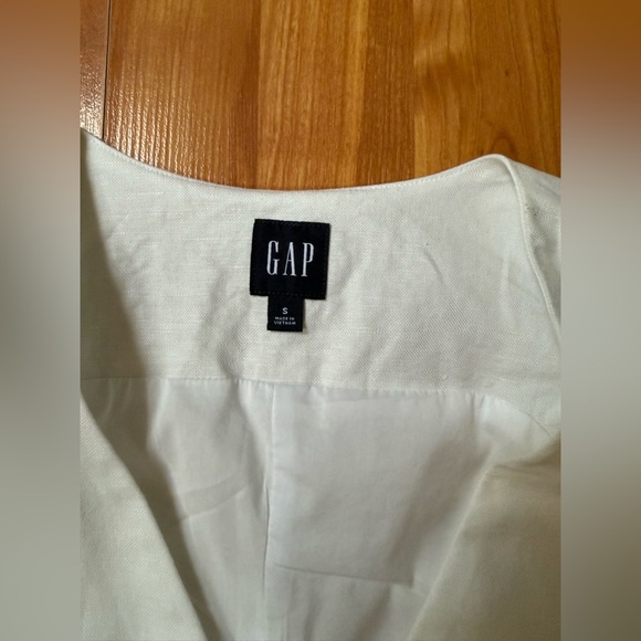 Like New GAP Vest - Picture 3 of 3